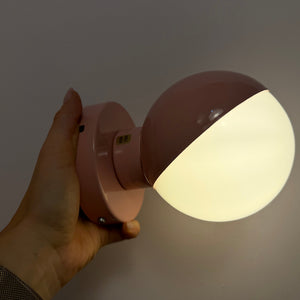 Wandlampe Typ 0330 rosa aus Dänemark
