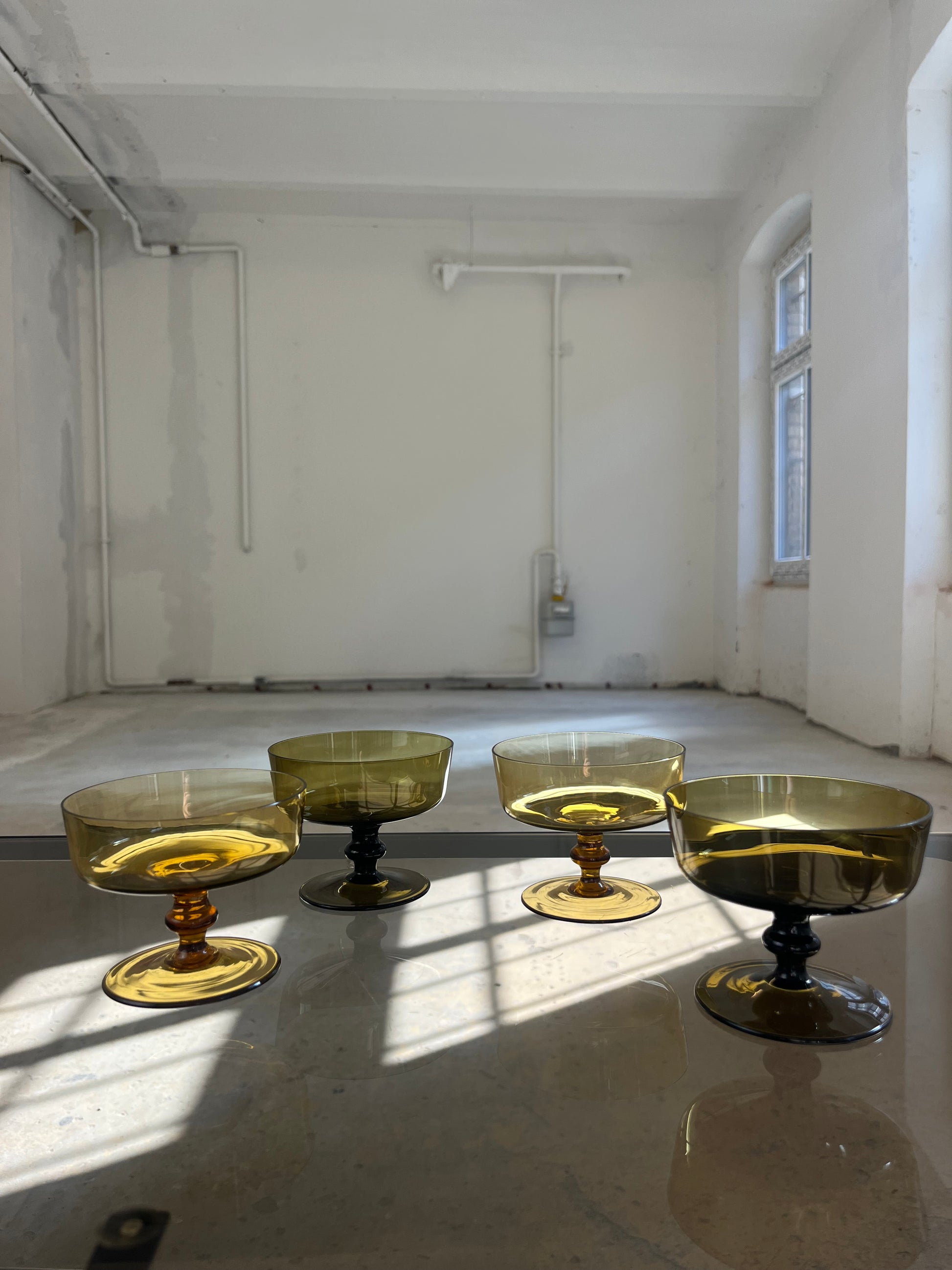 Set: 4x Champagner Schale braun Glas