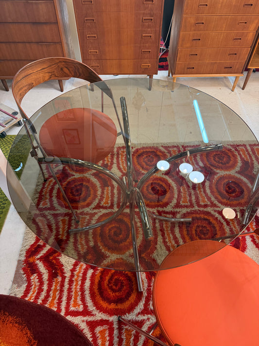 Runder Esstisch Chrom & Rauchglas