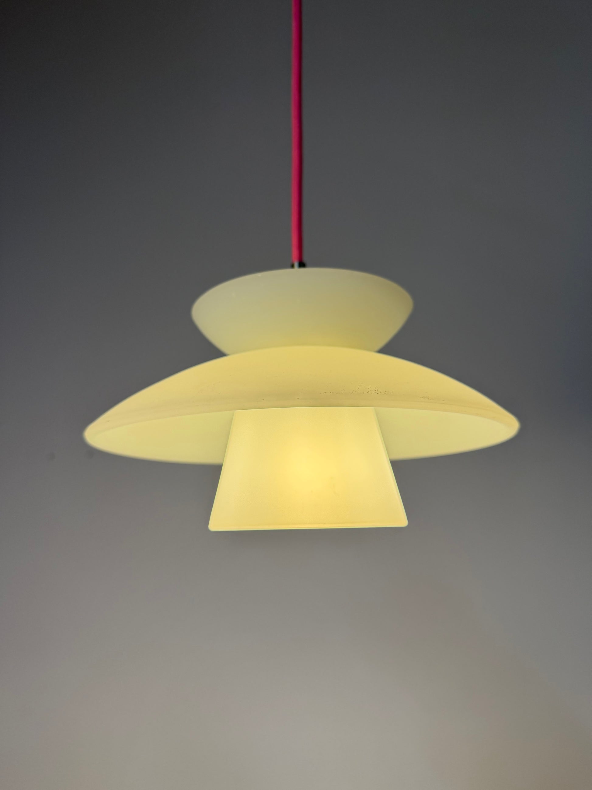 Lamellenlampe Milchglas aus Dänemark