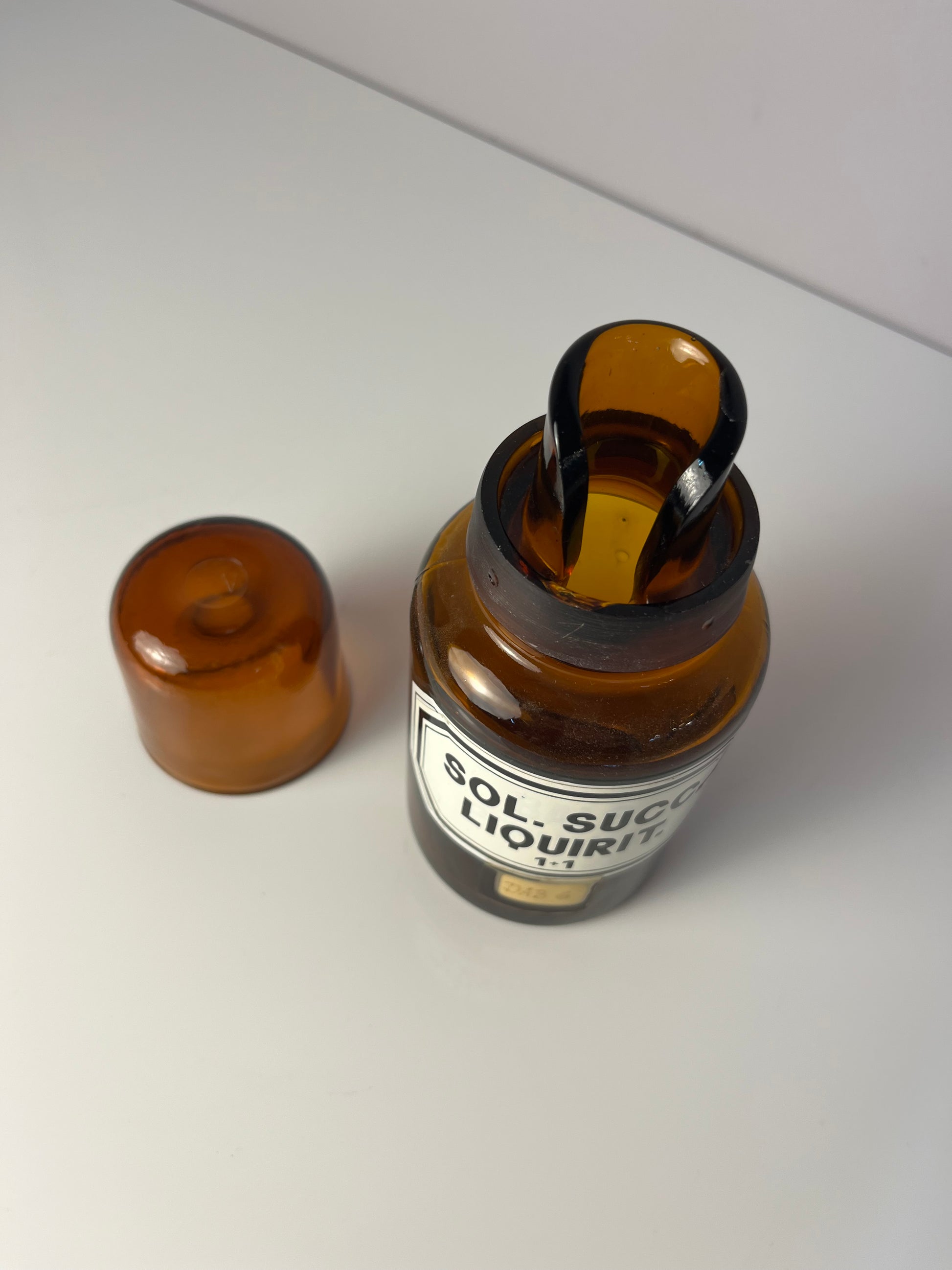 Apothekerglas Sol. Succ. Liquirit. braun