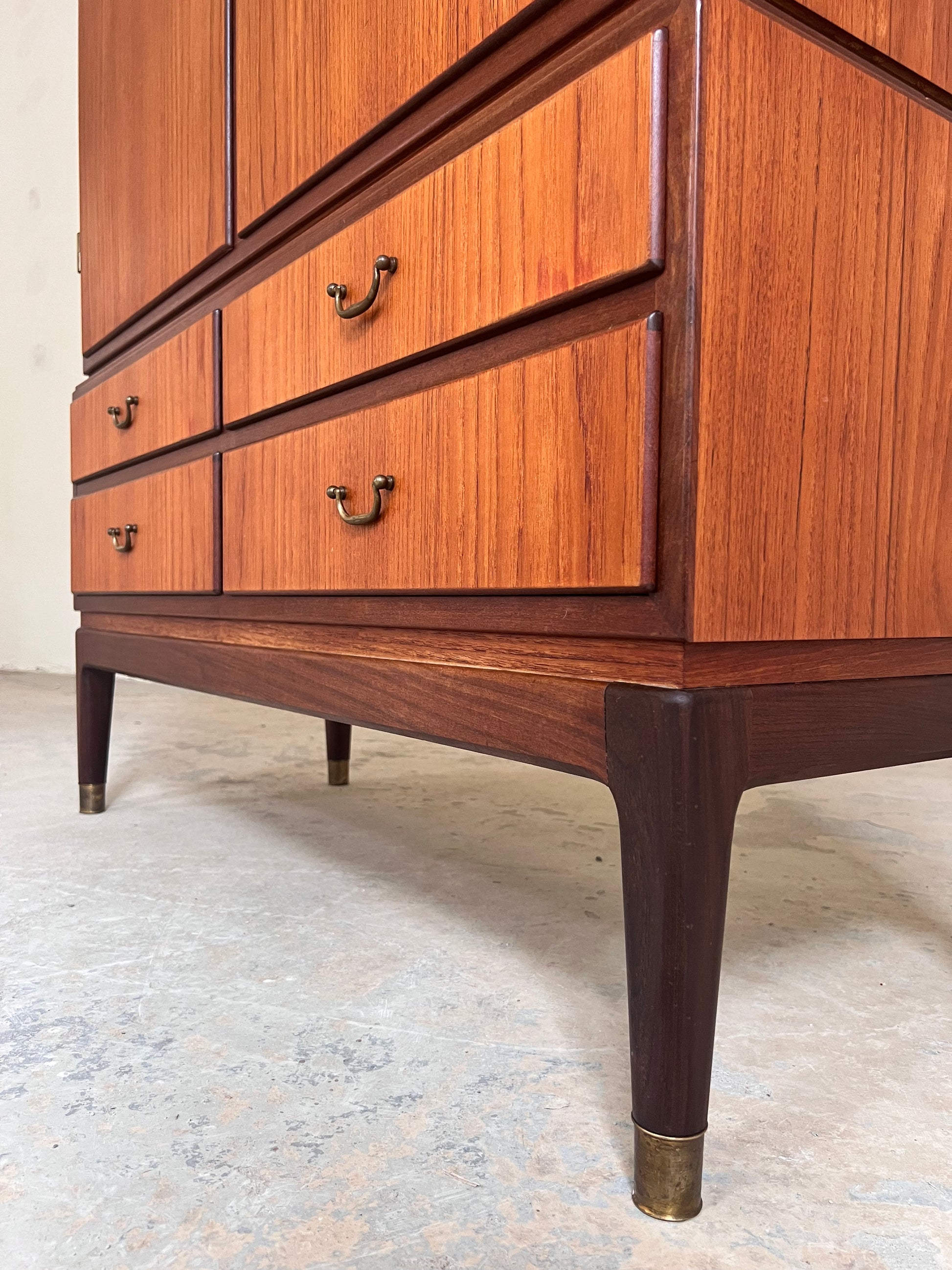 Büroschrank Teak mit Schloss aus Dänemark