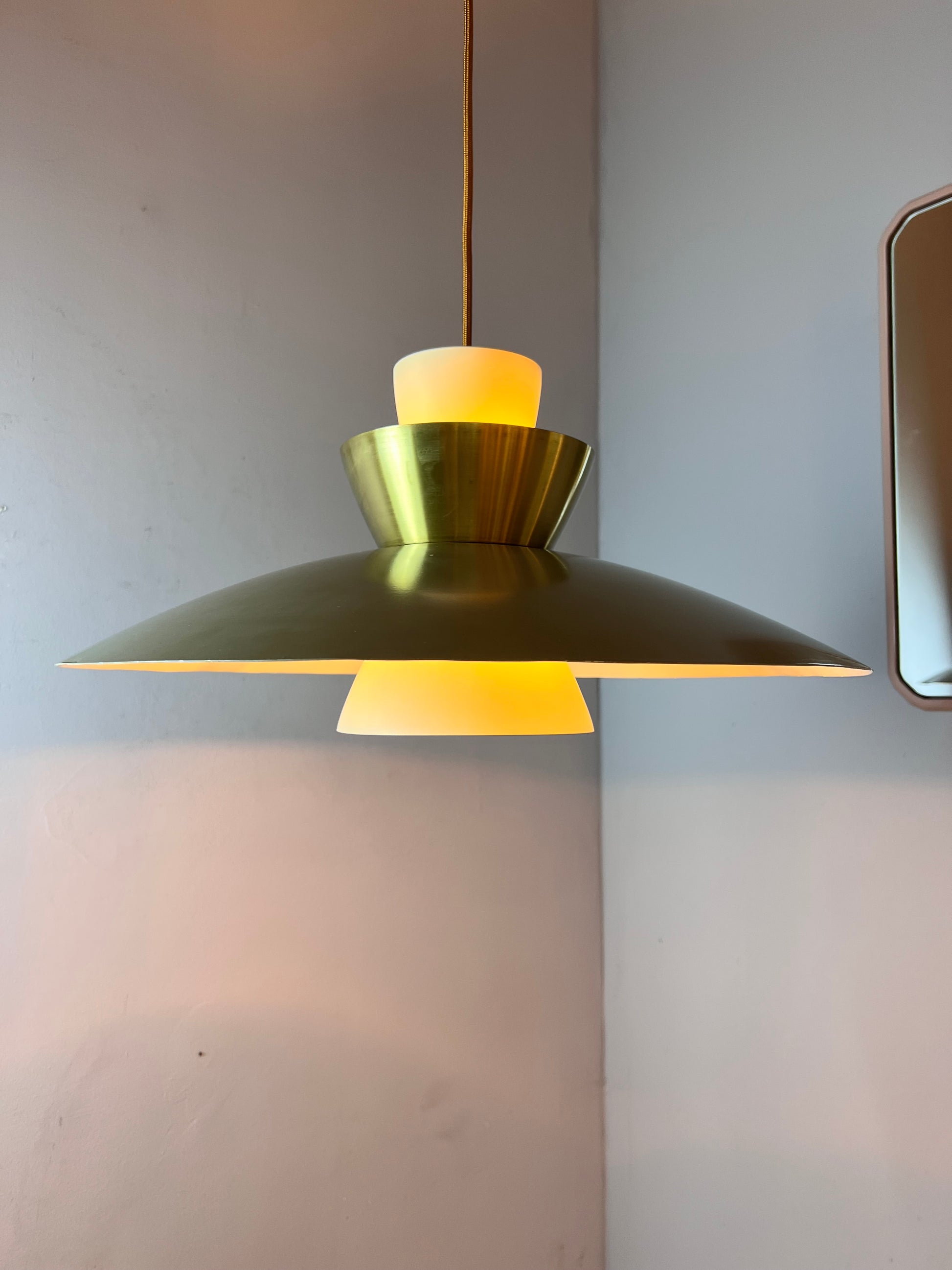 Lamellenlampe creme Messing