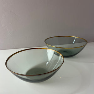 Set: 2 Schüsseln Rauchglas mit Goldrand