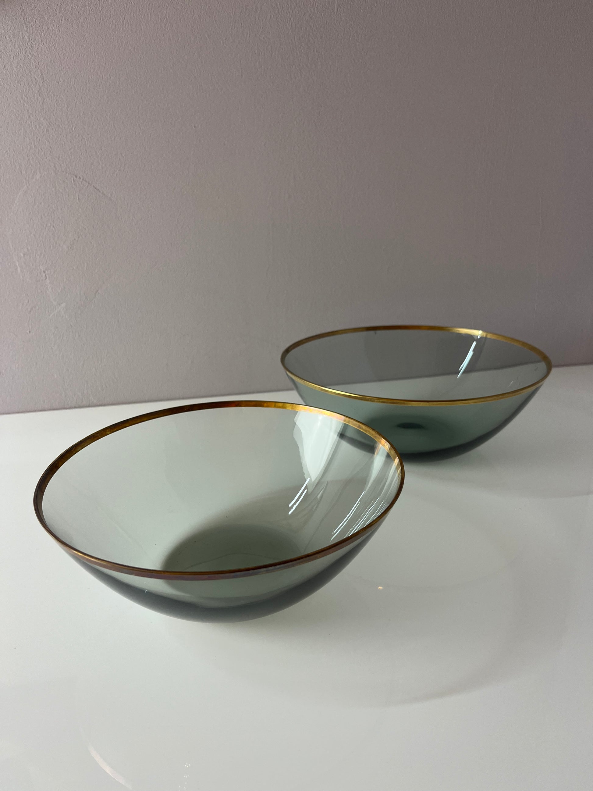 Set: 2 Schüsseln Rauchglas mit Goldrand