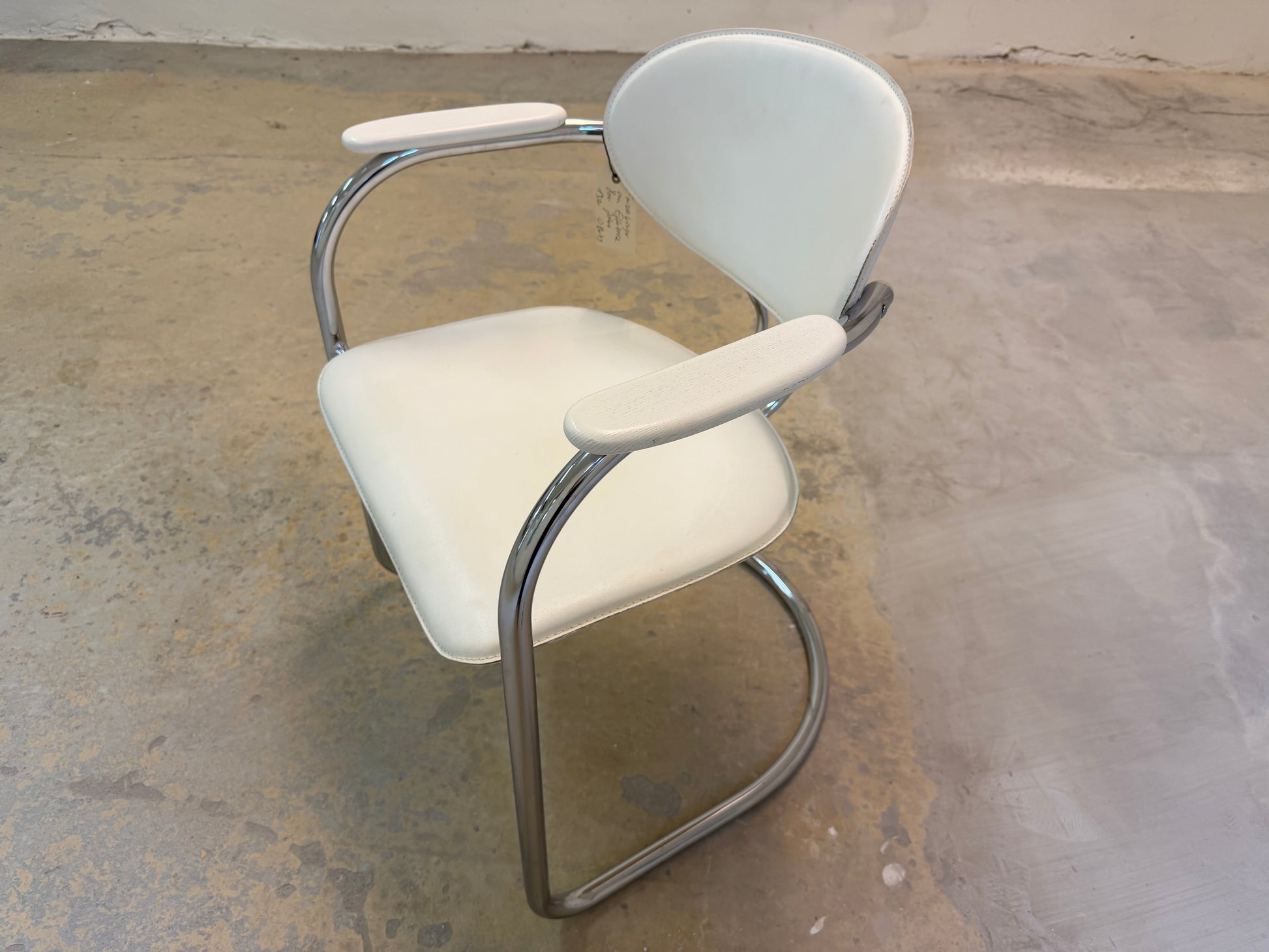 Freischwinger weiß Chrom von Effezeta