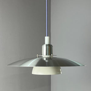 Lamellenlampe silber weiß aus Dänemark