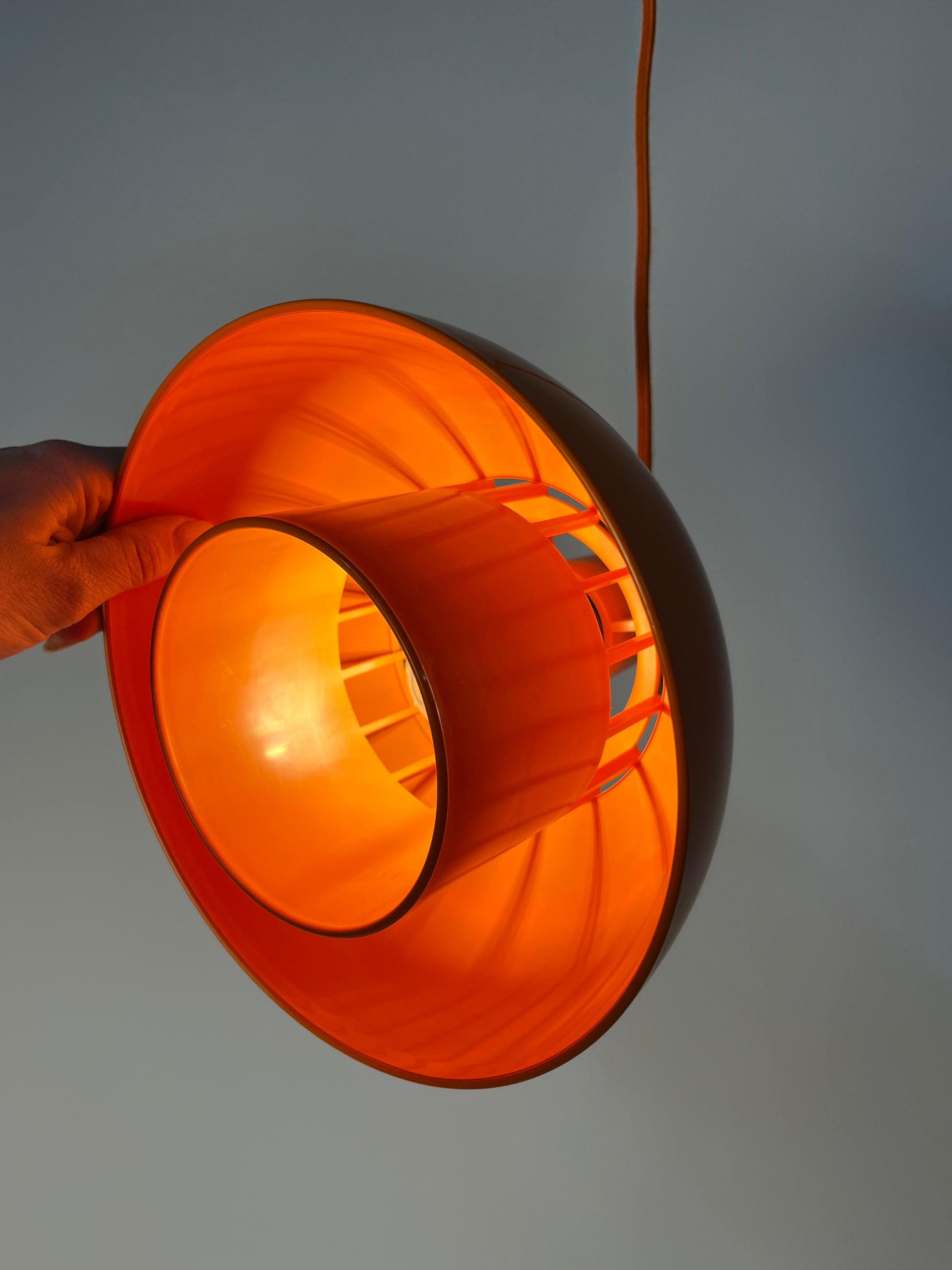 Hängelampen Minisol orange von K. Kewo für Nordisk Solar