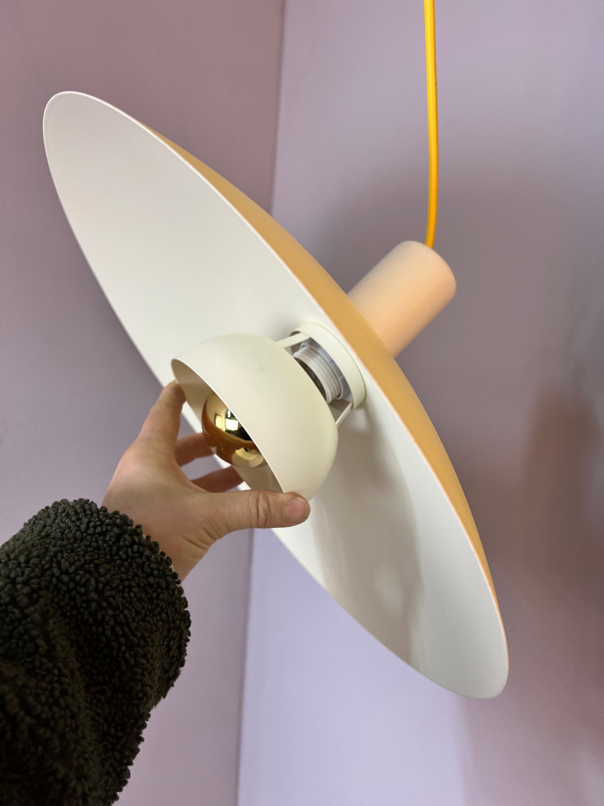 Horn Typ 733 gelb weiß neu lackiert von Horn