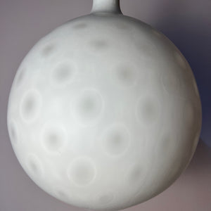 Hängelampe Modell Como Milchglas von Aloys Gangkofner für Peill & Putzler