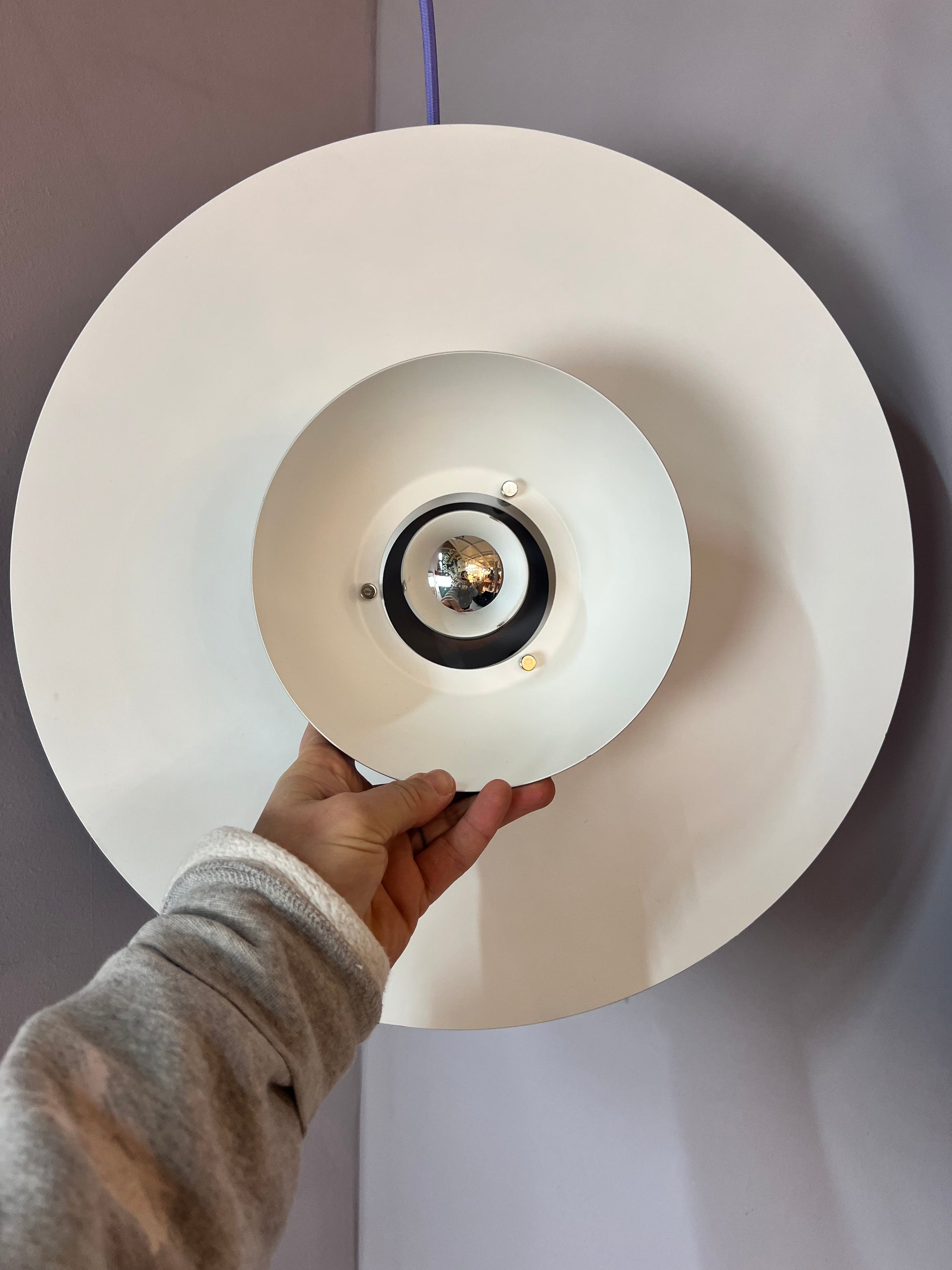 Lamellenlampe hellgrau aus Dänemark
