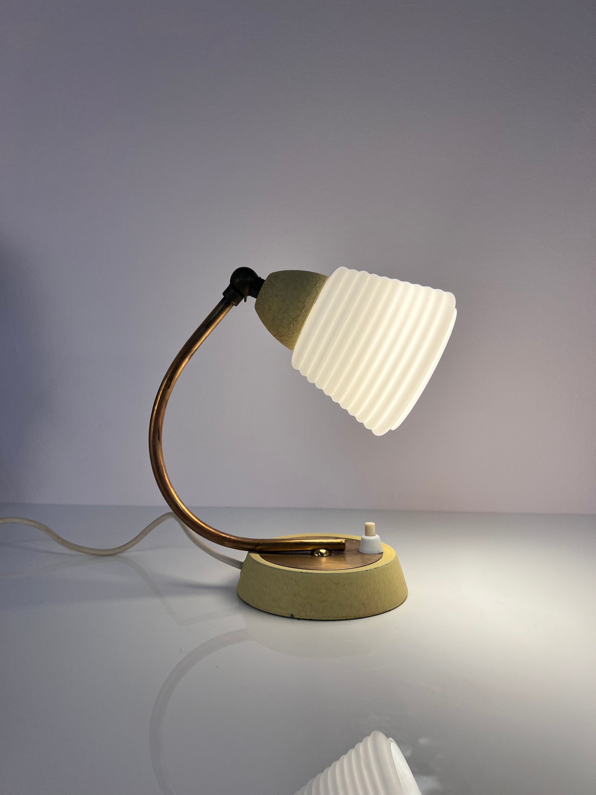 Schreibtischlampe Messing mit Glasschirm
