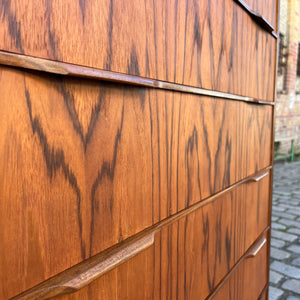 Kommode Teak mit Schloss aus Dänemark