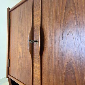 Eckschrank Teak mit Minibar aus Dänemark