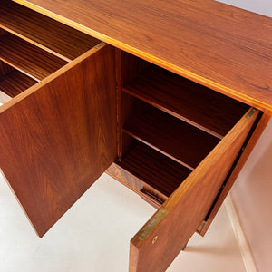 Highboard Teak & Walnuss aus Schweden