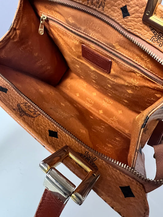 Vintage Designerhandtasche MCM Modell 02031