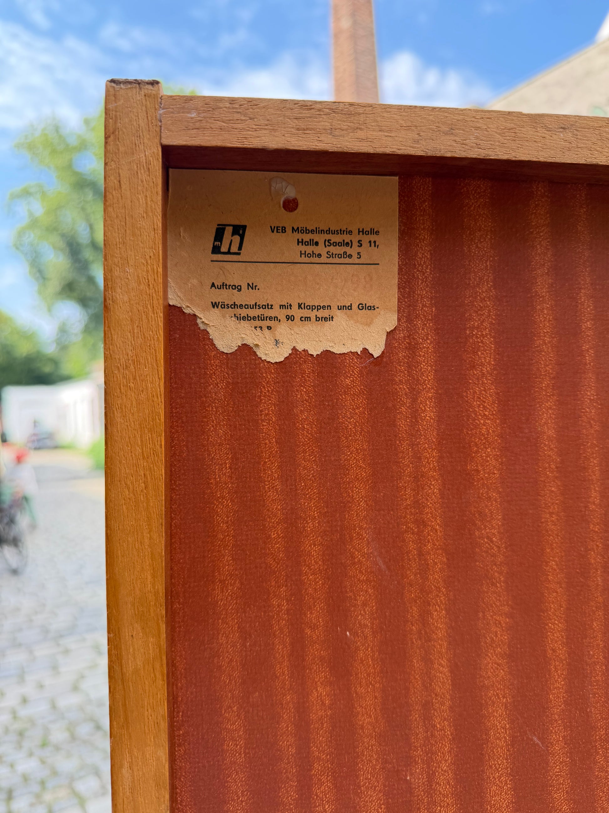 Schrank mit Klappfächern & Vitrine von VEB Möbelindustrie Halle