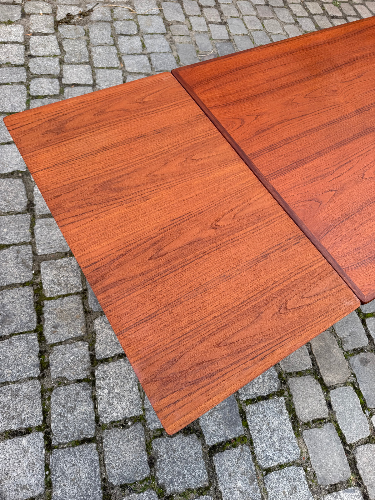 Ausziehbarer Esstisch Teak aus Dänemark