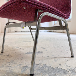 Sessel Lufthavnsstol brombeer-pink Chrom von Anden Arkitekt für Duba Møbelindustri