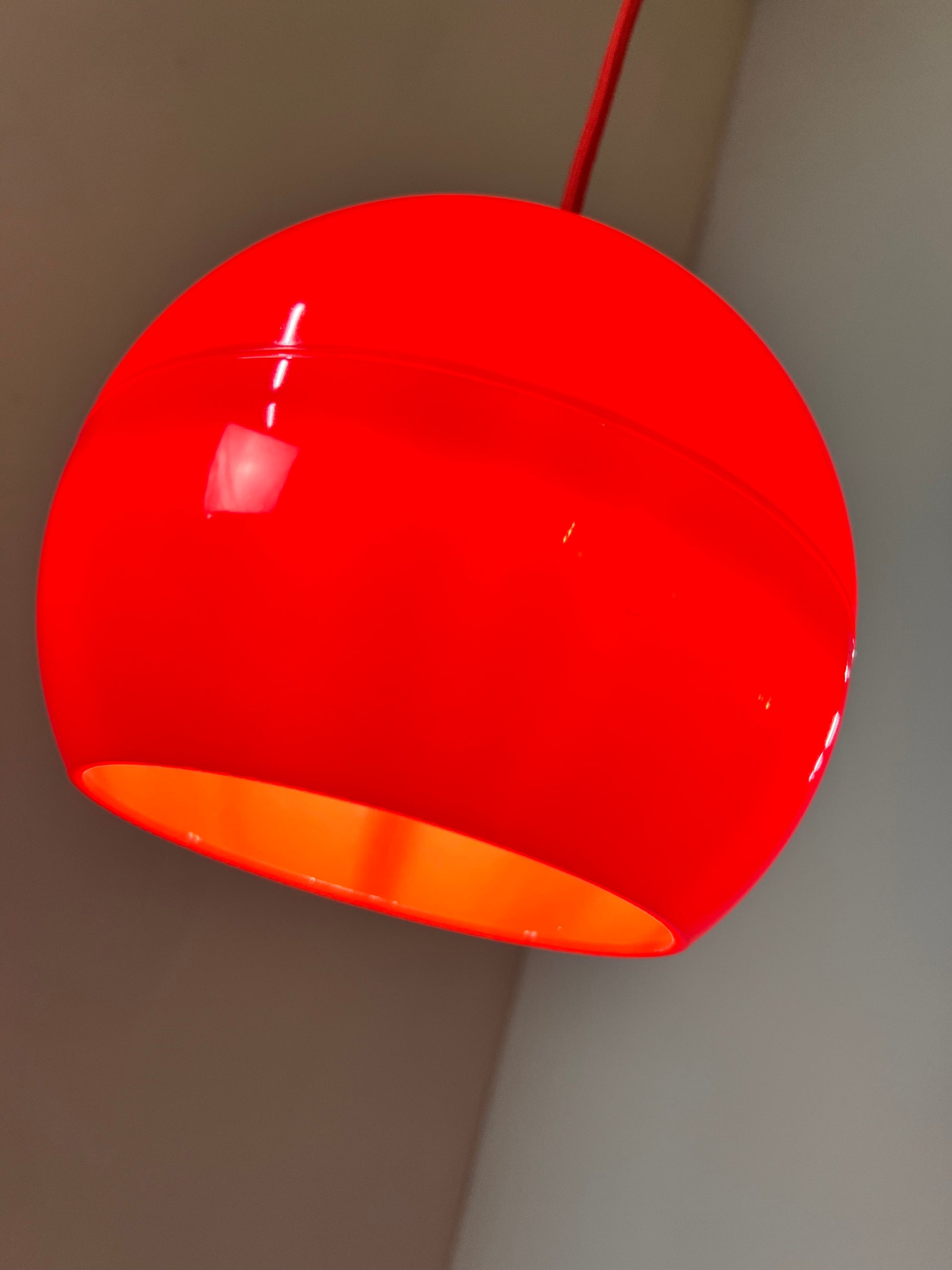 Kugellampe Kunststoff rot