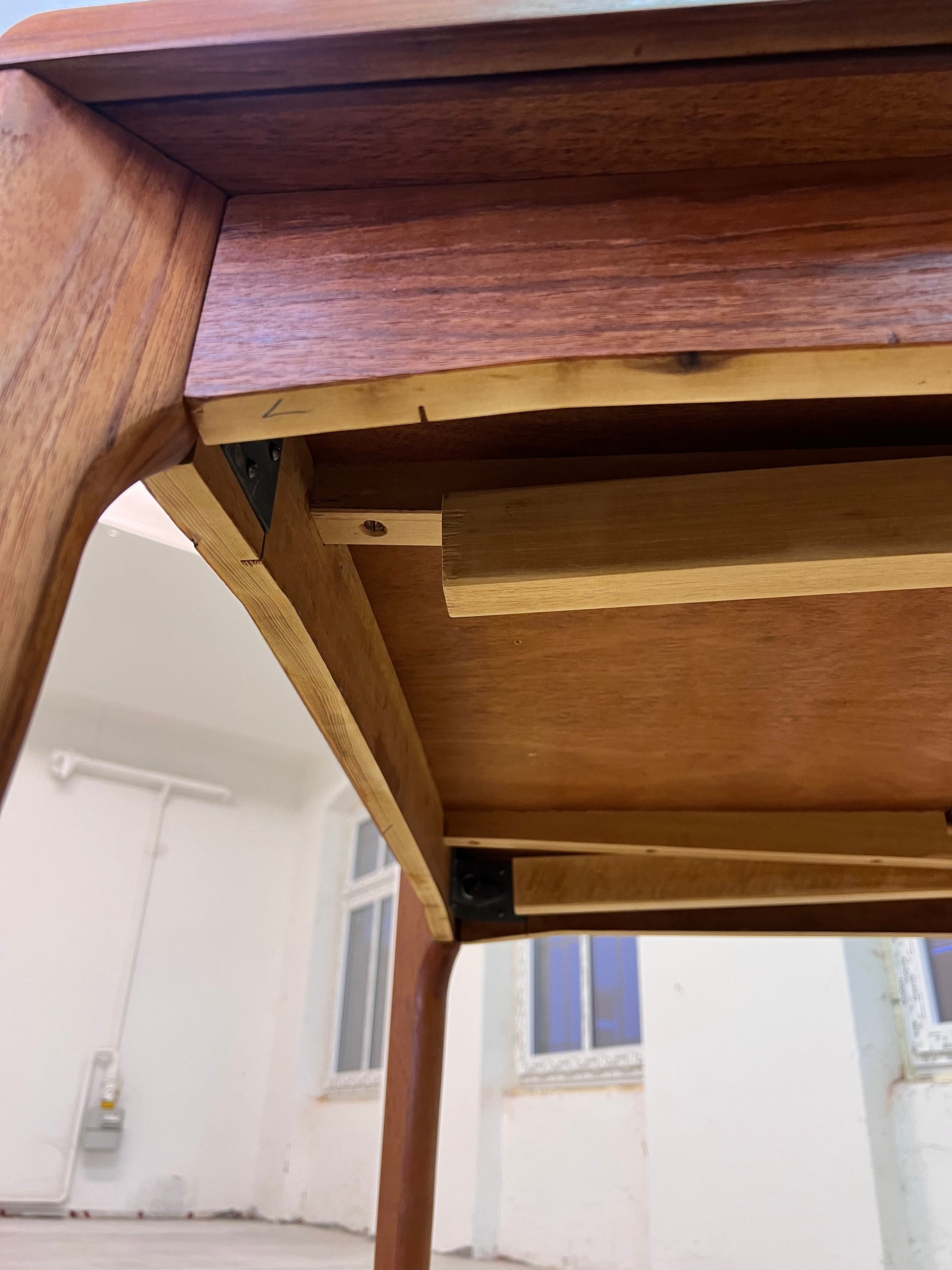 Ausziehbarer Esstisch Teak von Henning Kjærnulf