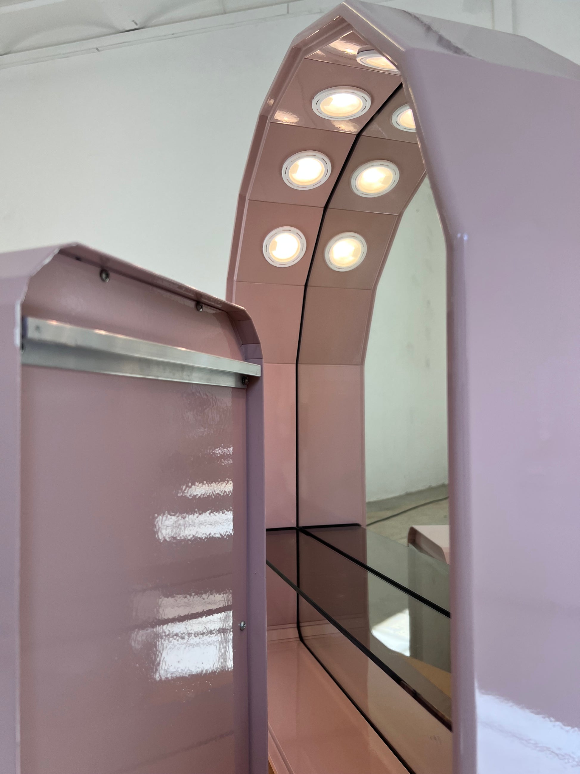 Set: Spiegelschrank rosa von Duscholux