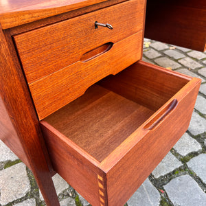 Freistehender Schreibtisch Teak von Wilhelm Renz