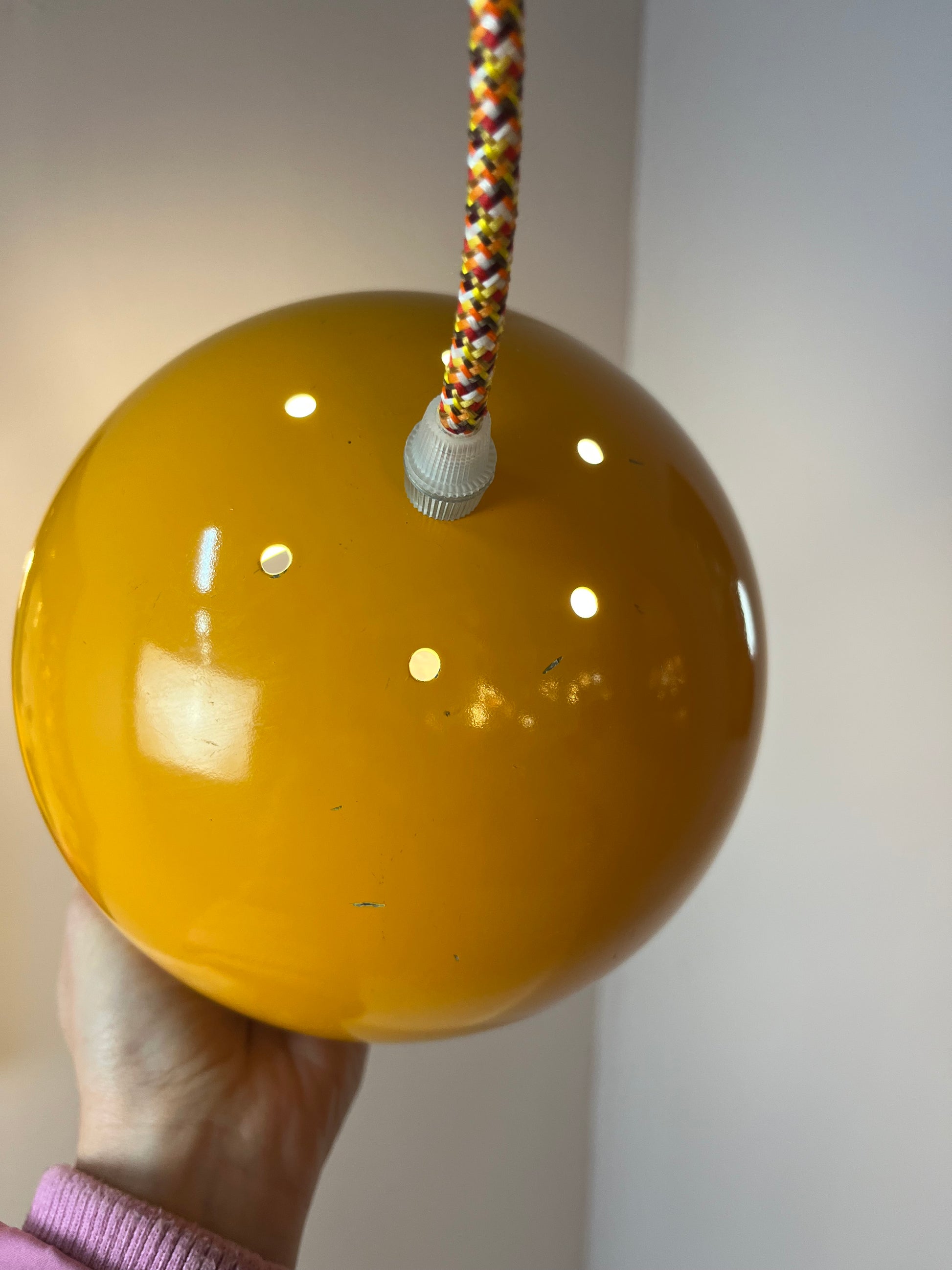 Kugellampe gelb aus Dänemark