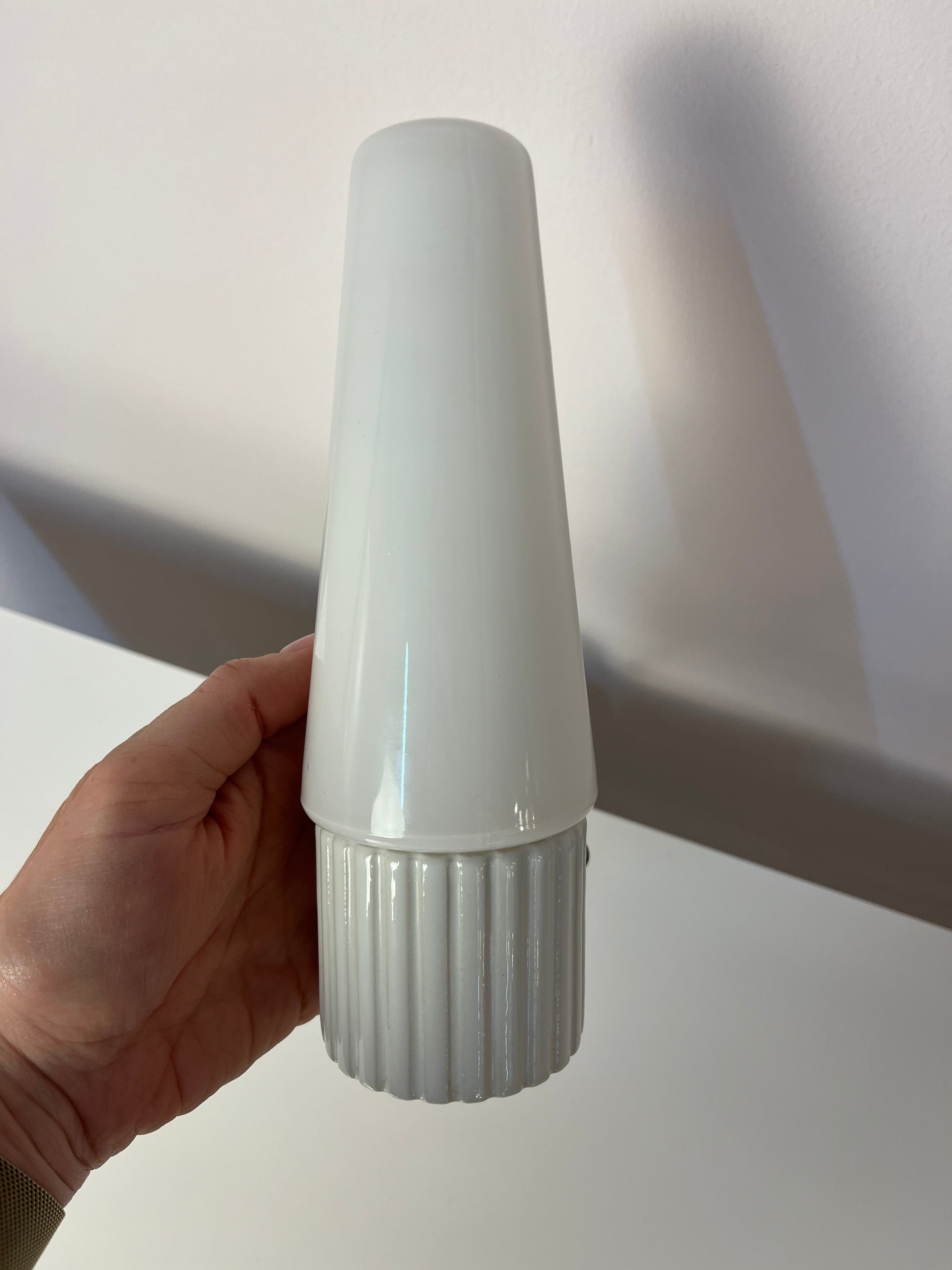 Wandlampe Modell 6020 weiß von Sigvard Bernadotte für Ifö