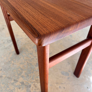 Beistelltisch Teak von Niels Bach