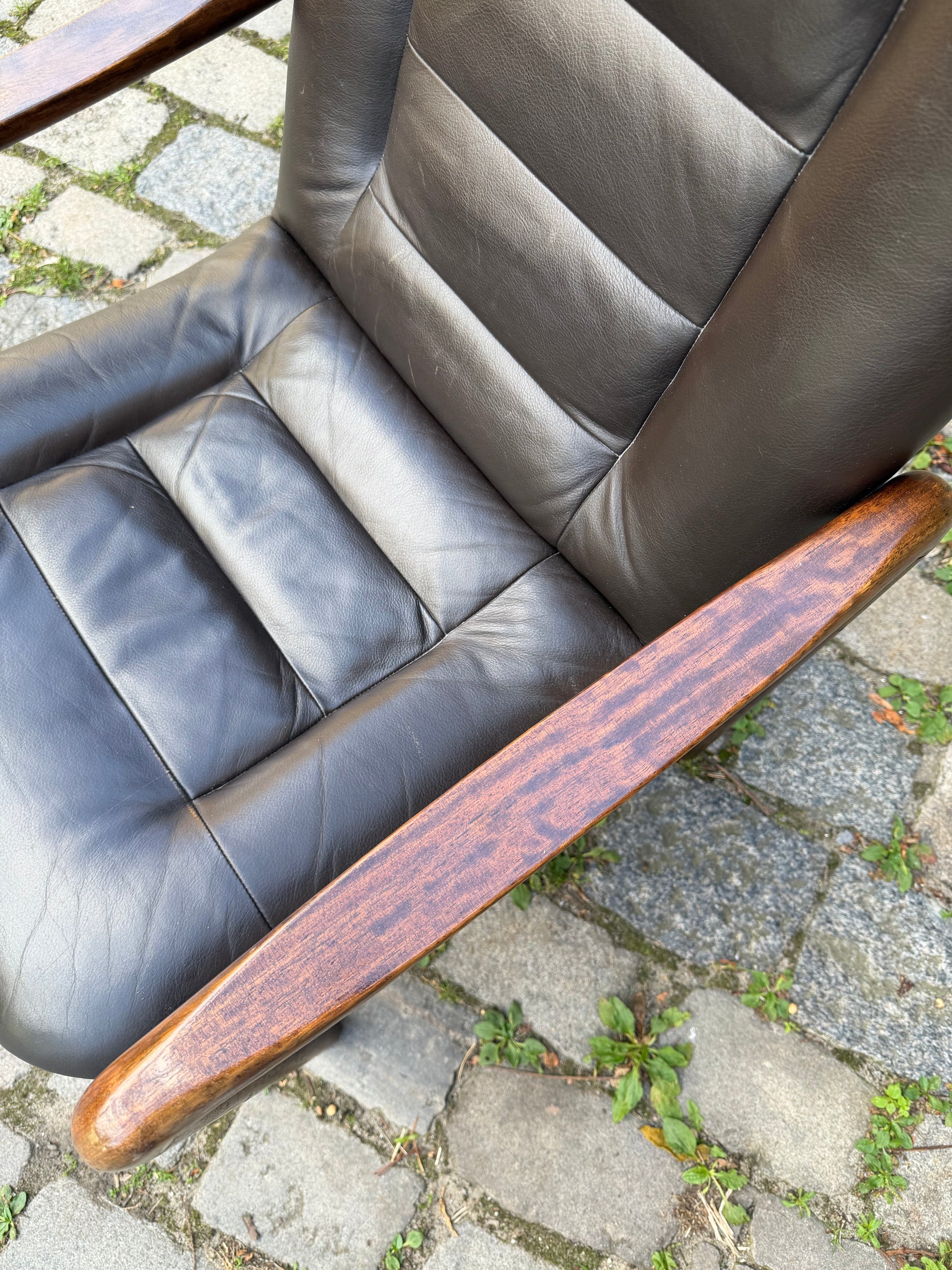 Sessel dunkelbraun Echtleder von Dyrlund