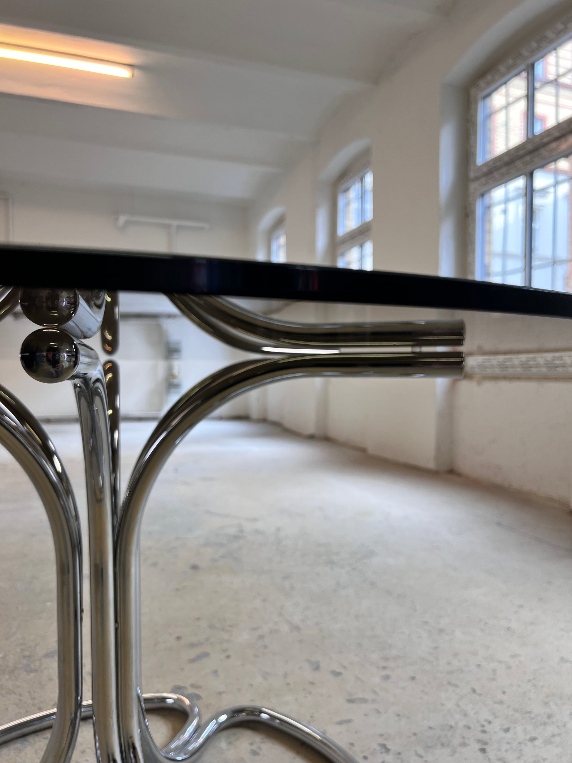 Runder Esstisch Rauchglas & Chrom von Gastone Rinaldi für Rima