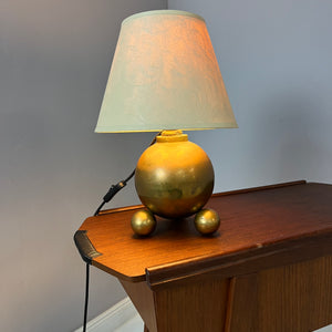 Kugeltischlampe Messing von Gusums Bruk aus Schweden