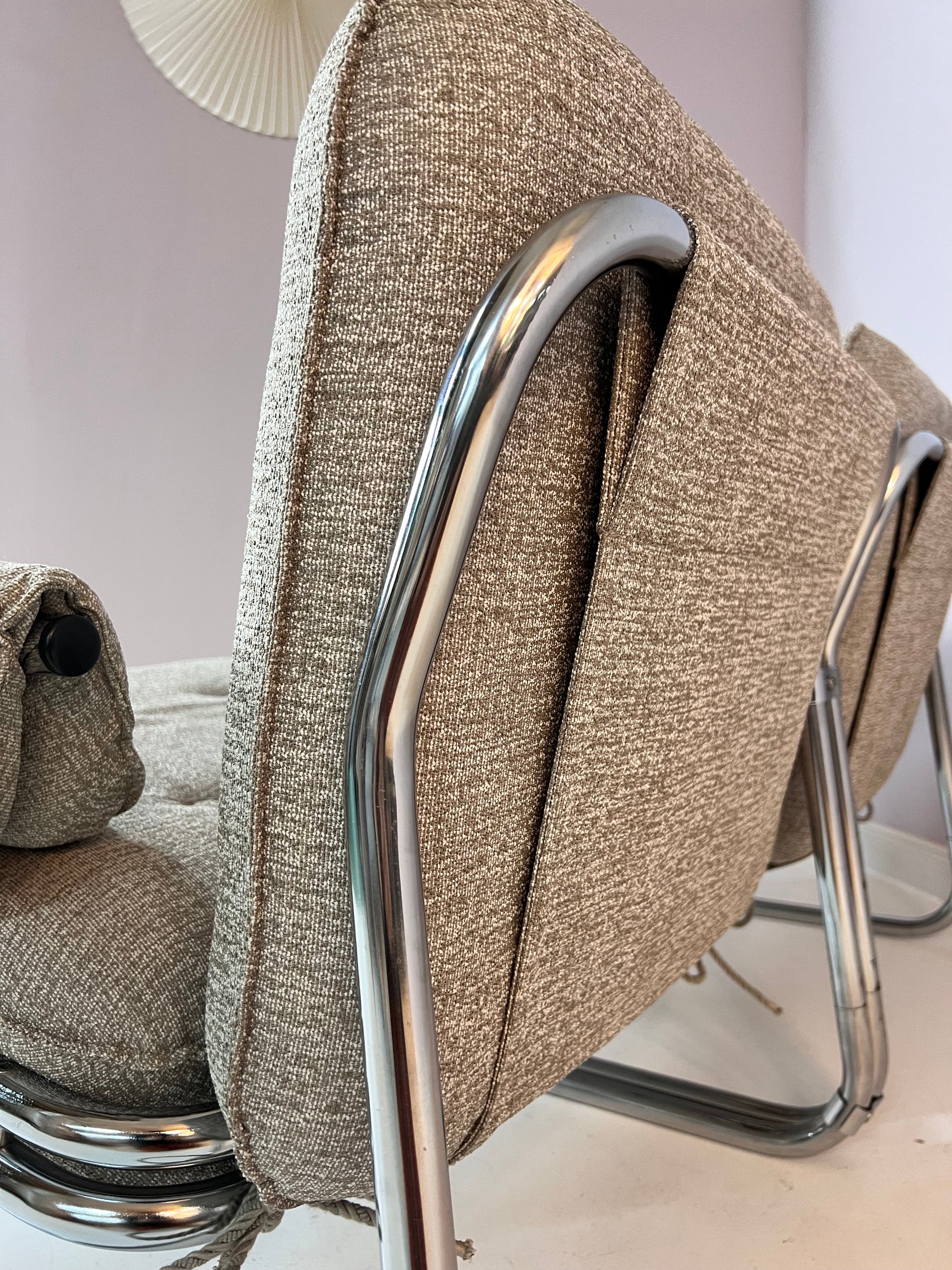 Zweisitzer Sofa Halina von Hellerau