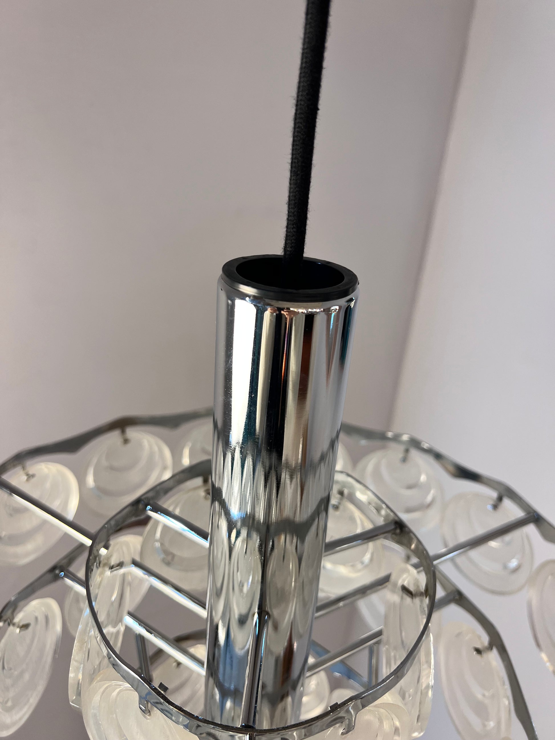 Hängelampe mit Scheiben silber weiß Acrylglas Metall