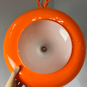 Hängelampe weiß orange Kunststoff aus Dänemark