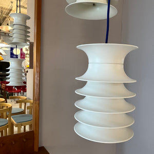 Lamellenlampe Strini weiß Kunststoff