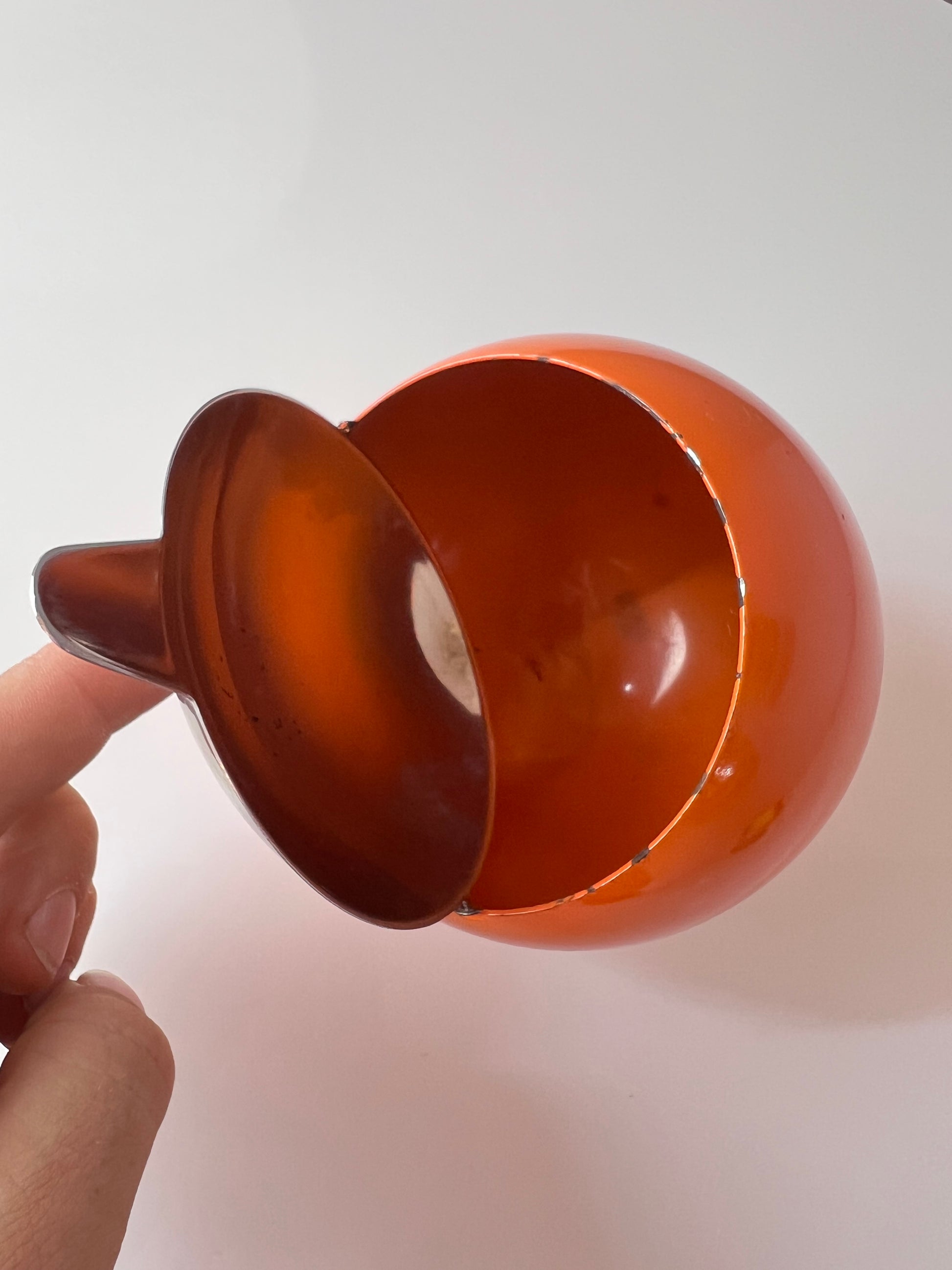 Kugelaschenbecher orange Chrom von Quist