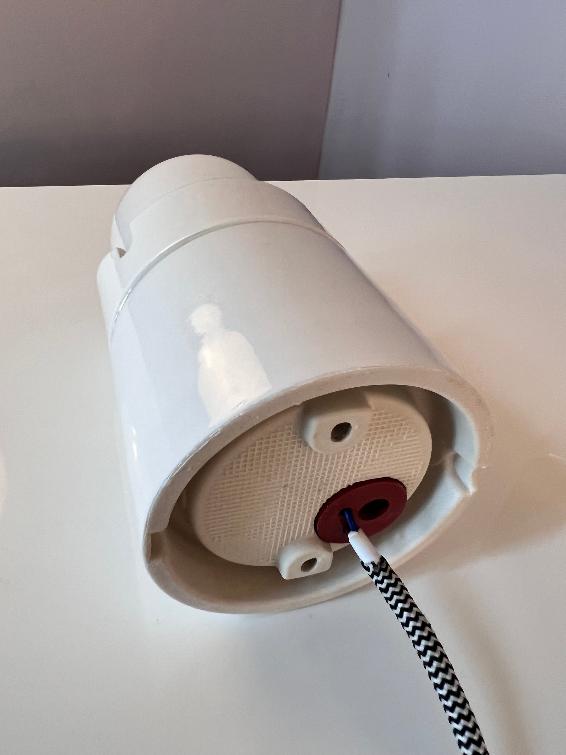 Wand-oder Tischlampe Modell 6050 weiß von Sigvard Bernadotte für Ifö