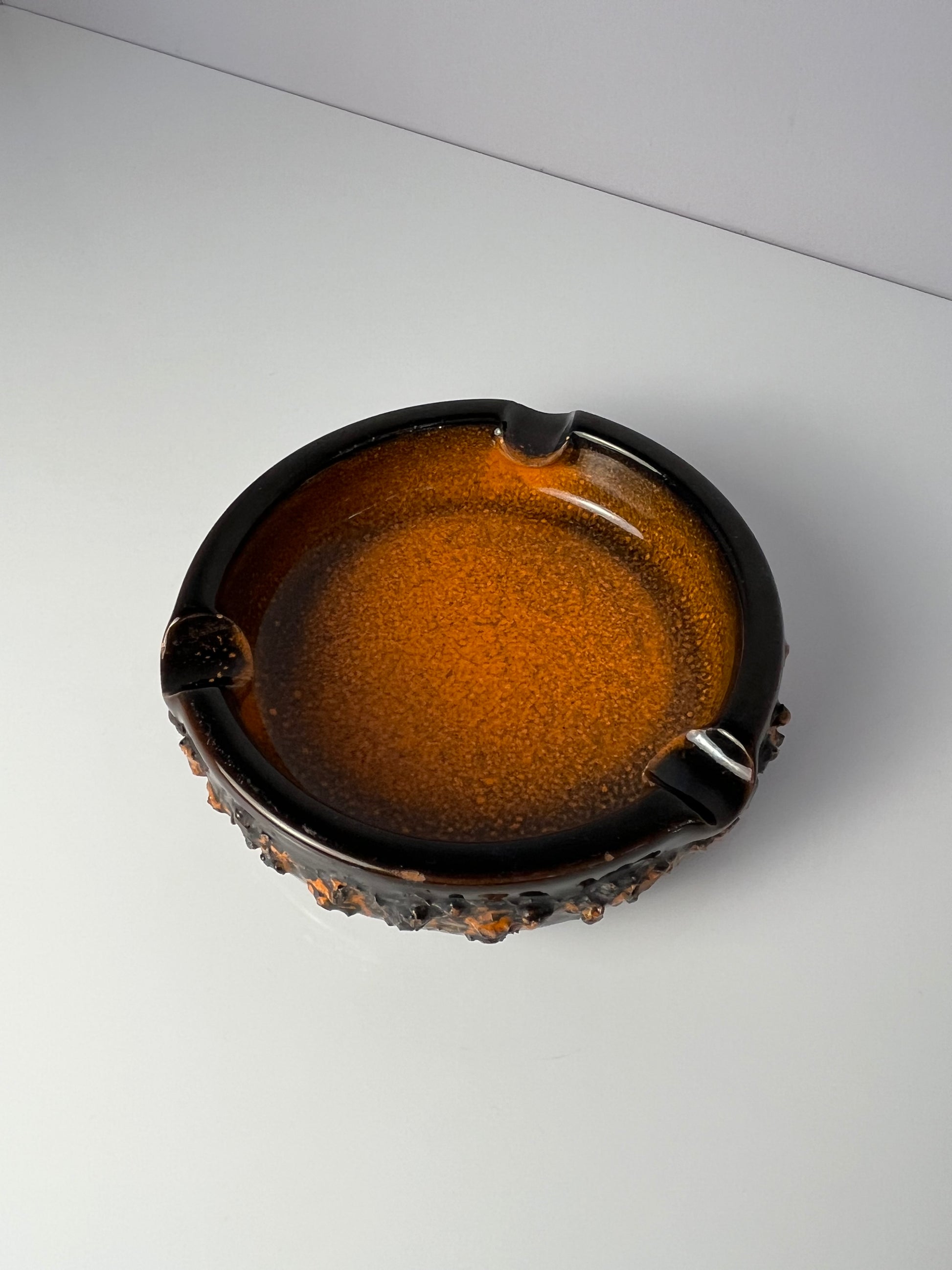 Aschenbecher Fat Lava orange braun von Funi Island - Handmade in Iceland