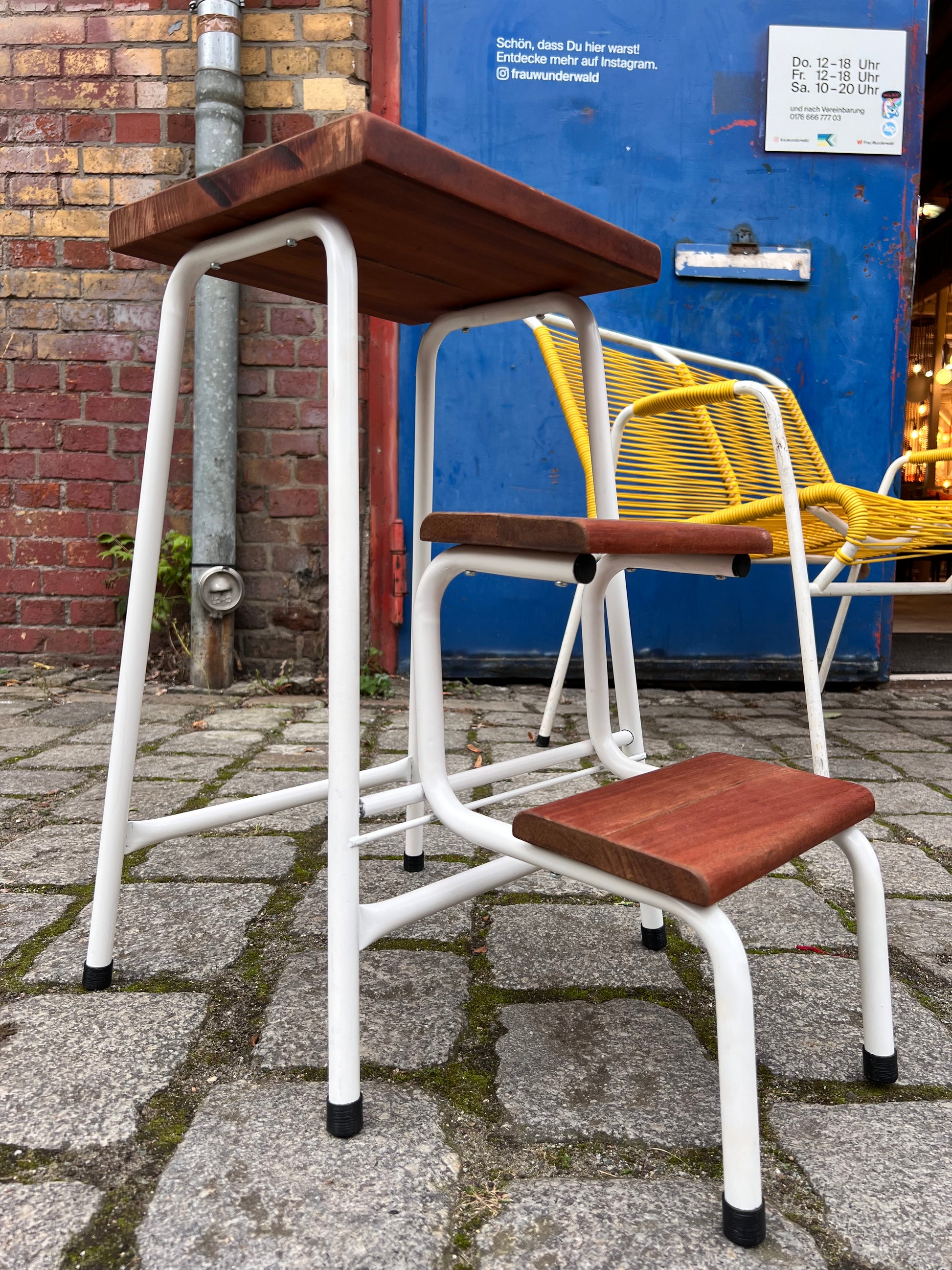 Tritthocker weiß Teak mit Klappleiter
