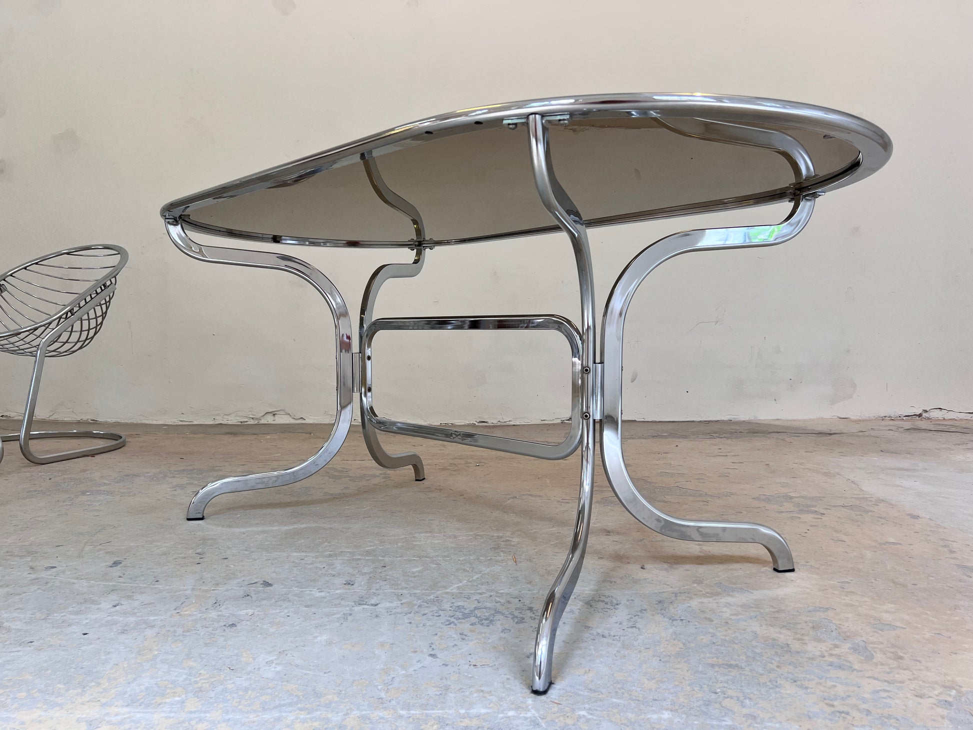 Ovaler Esstisch Chrom & Rauchglas von Gastone Rinaldi für Rima