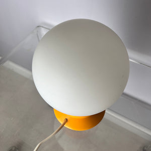 Tischlampe gelb Opalglas von Temde