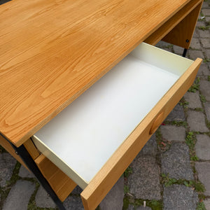 Schreibtisch Typ 470 Esche von Joachim Nebelung für Hellerau