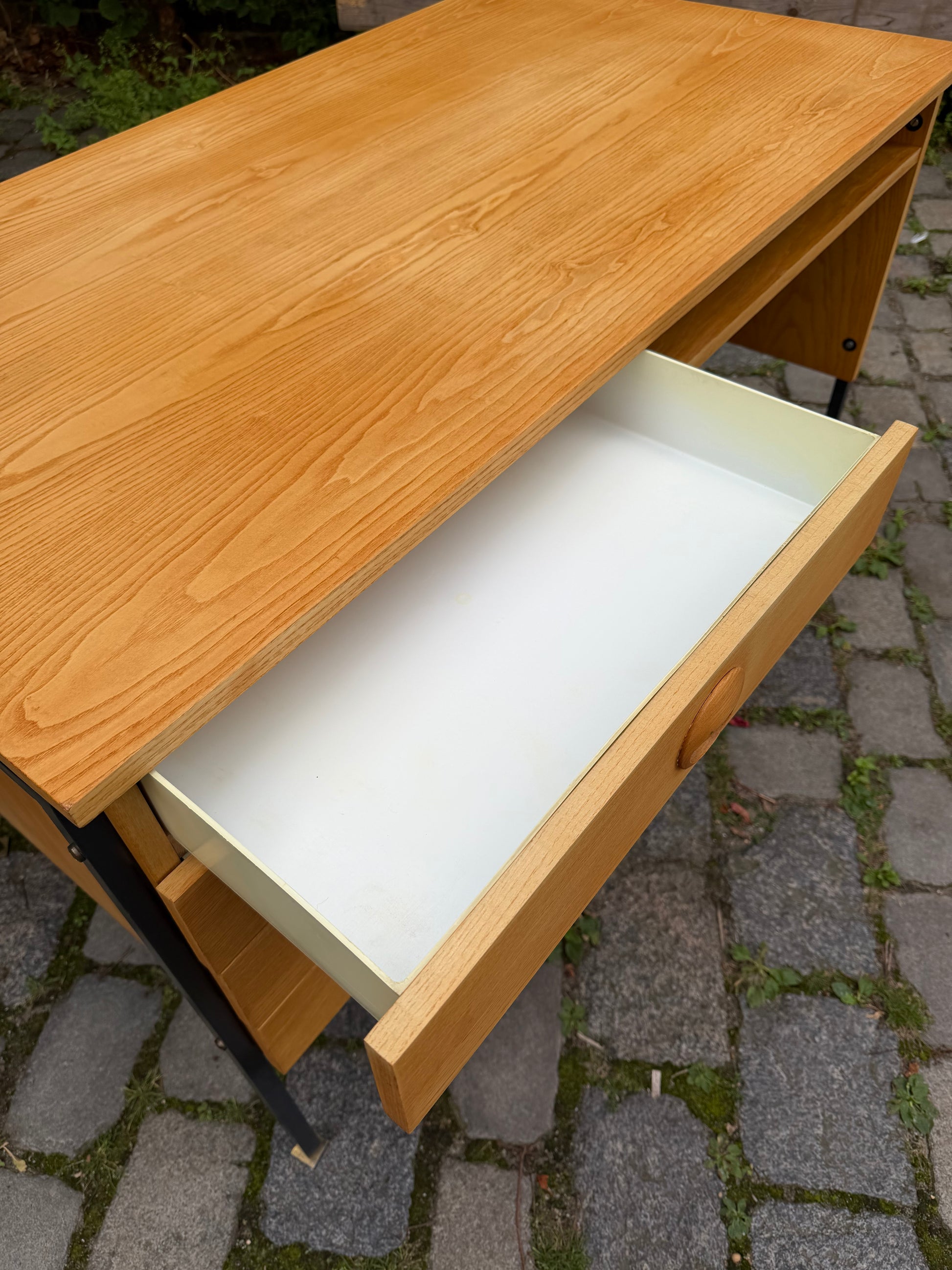 Schreibtisch Typ 470 Esche von Joachim Nebelung für Hellerau