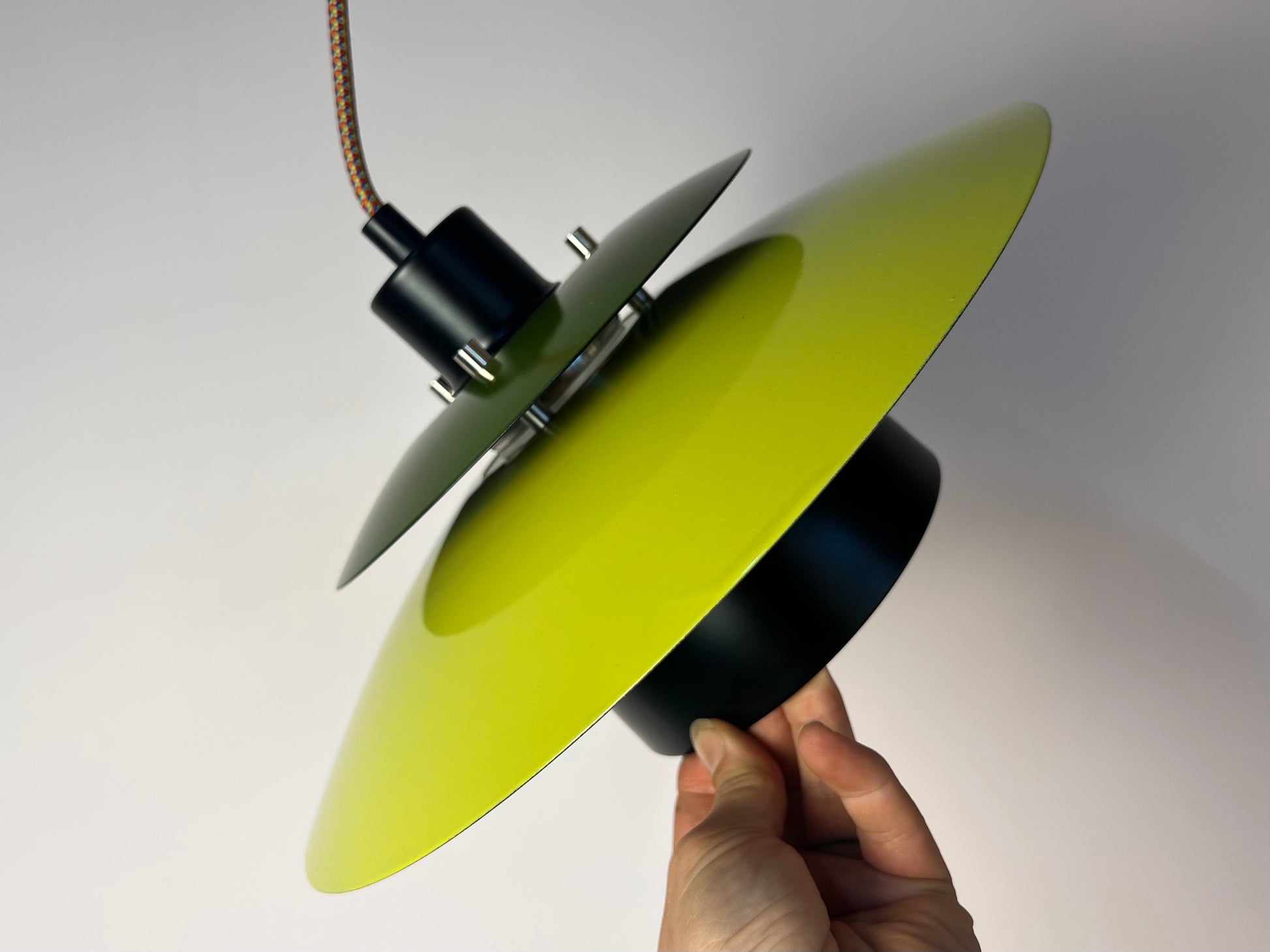 Lamellenlampe teils neu lackiert grün schwarz aus Dänemark