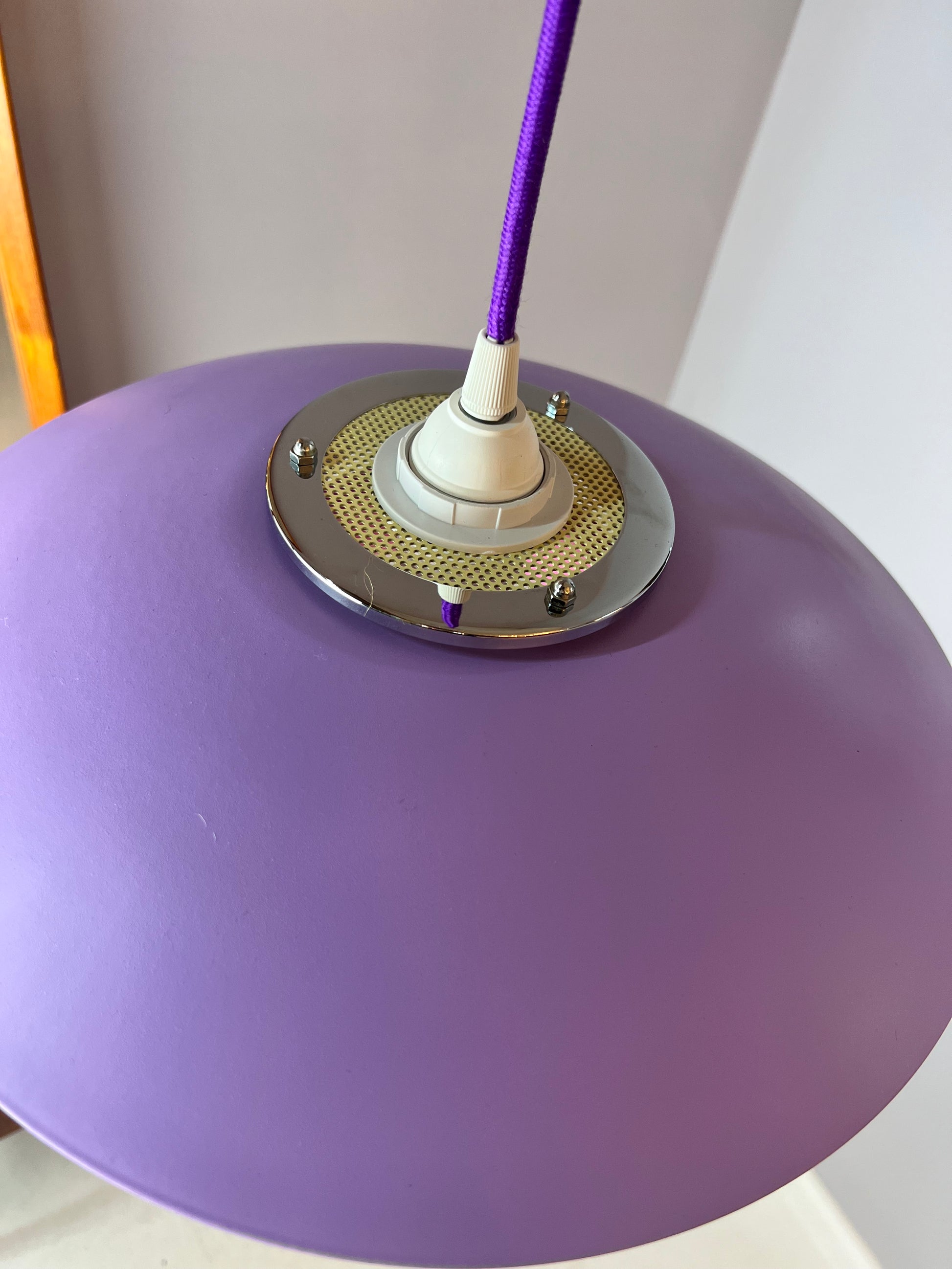Lamellenlampe neu lackiert Dänemark
