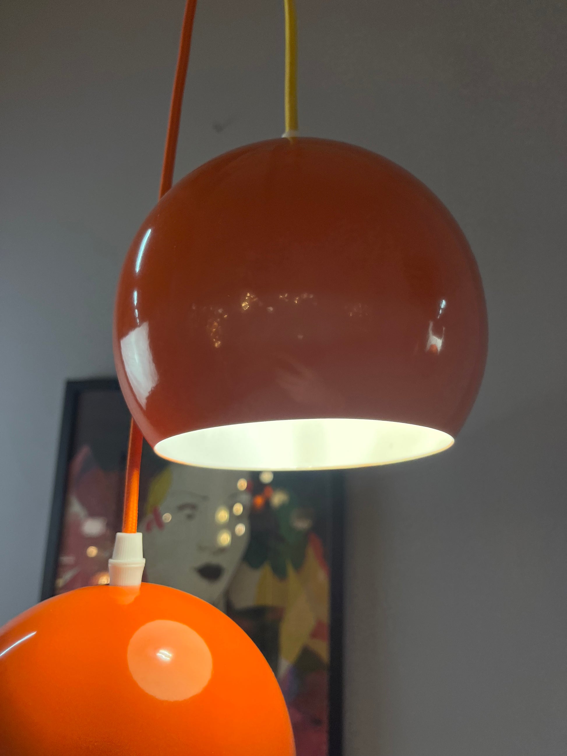 Kugellampe neu lackiert orange aus Dänemark