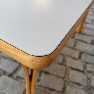 Esstisch mit Linoleum-Platte hellgrau Buche