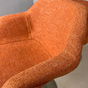 Tulip Chair orange von Juch Dänemark